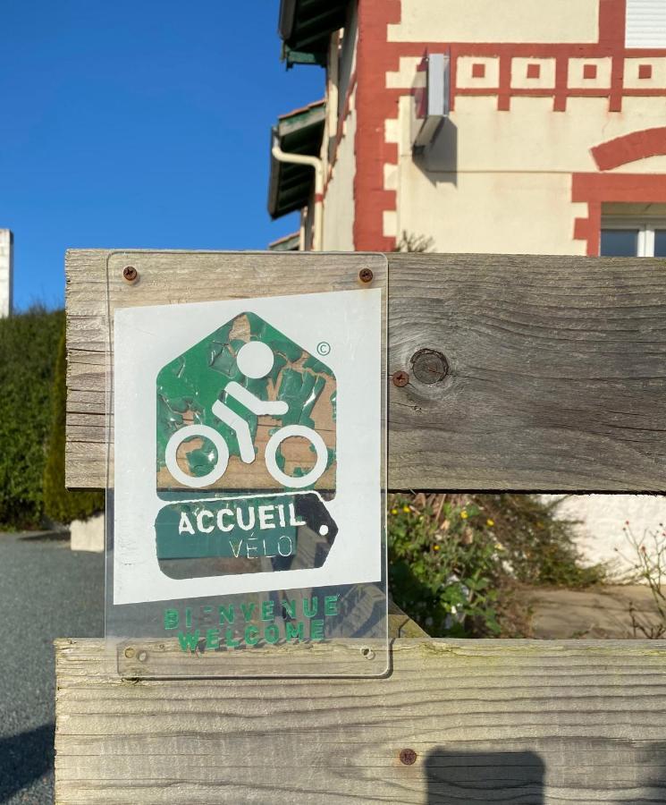 Comme Une Evidence Gite Et Chambres D'Hotes Saint-Vincent-sur-Jard Exteriör bild